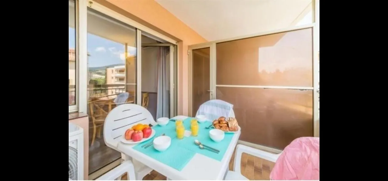 Apartament Tecy Les Platanes Sainte-Maxime